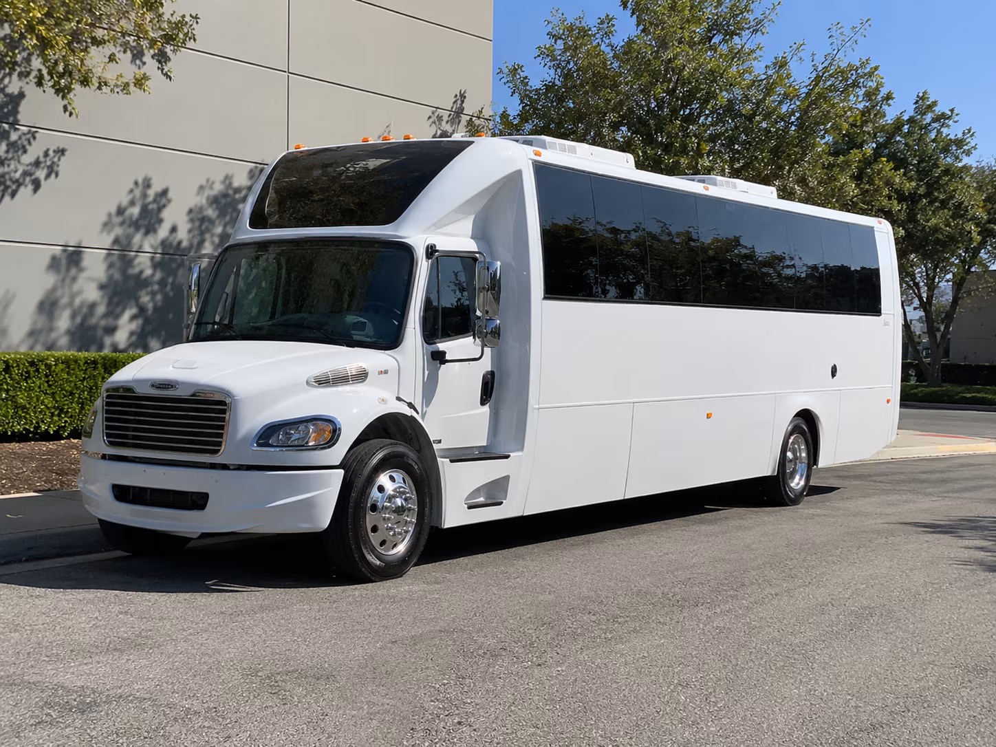 party buses for bachelorette and bachelor nights along the jersey shore