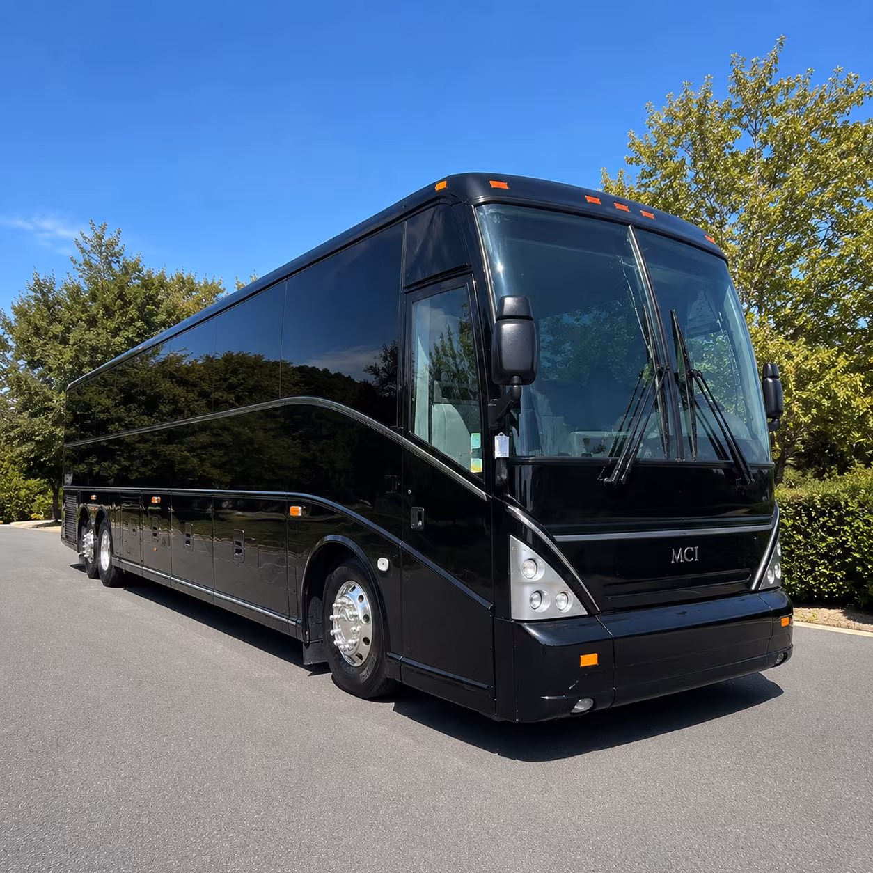 with so many field trip destinations near brick finding the right bus matters